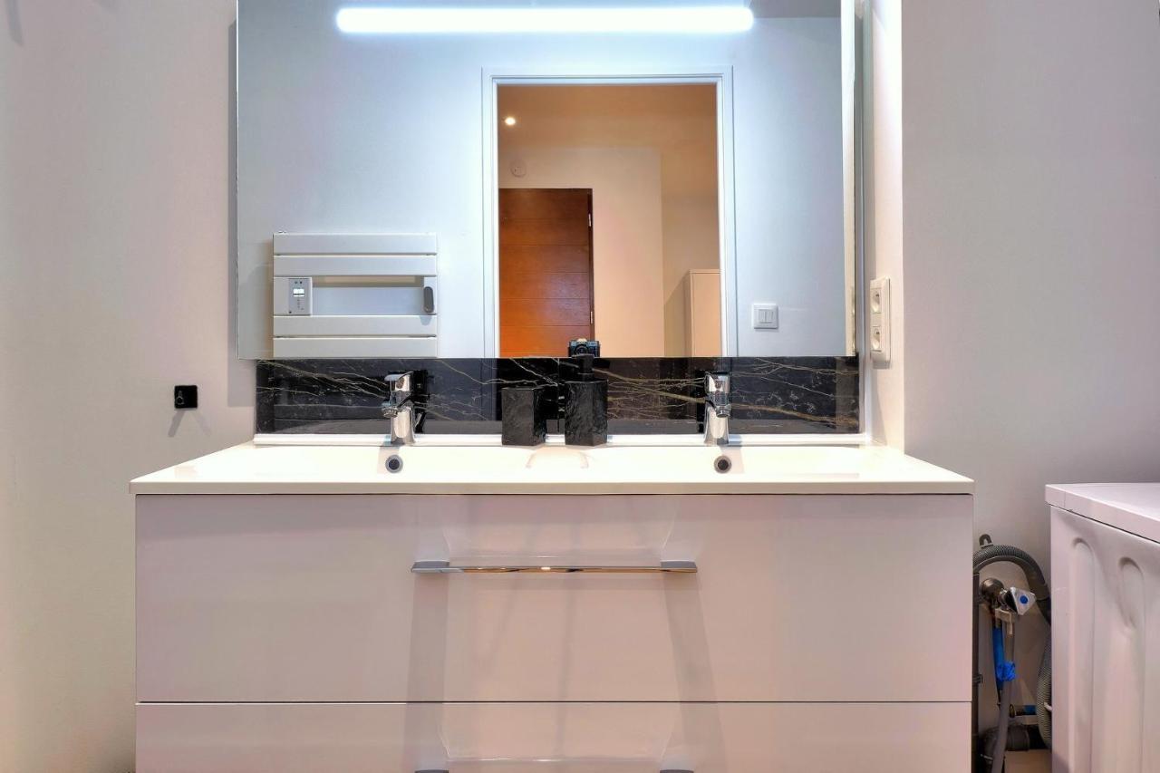 Le Contemporain Apartment Saint-Laurent-sur-Saone Exterior photo